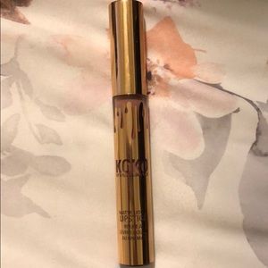 Kylie Cosmetics Liquid Lipstick shade Bunny